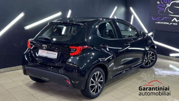 Alternative view of Toyota Yaris 1,5 Active Plius